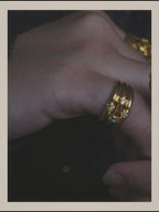 -SPECIAL- “Christian Dior” 80’s-90’s vintage 18k diamond multi-band ring