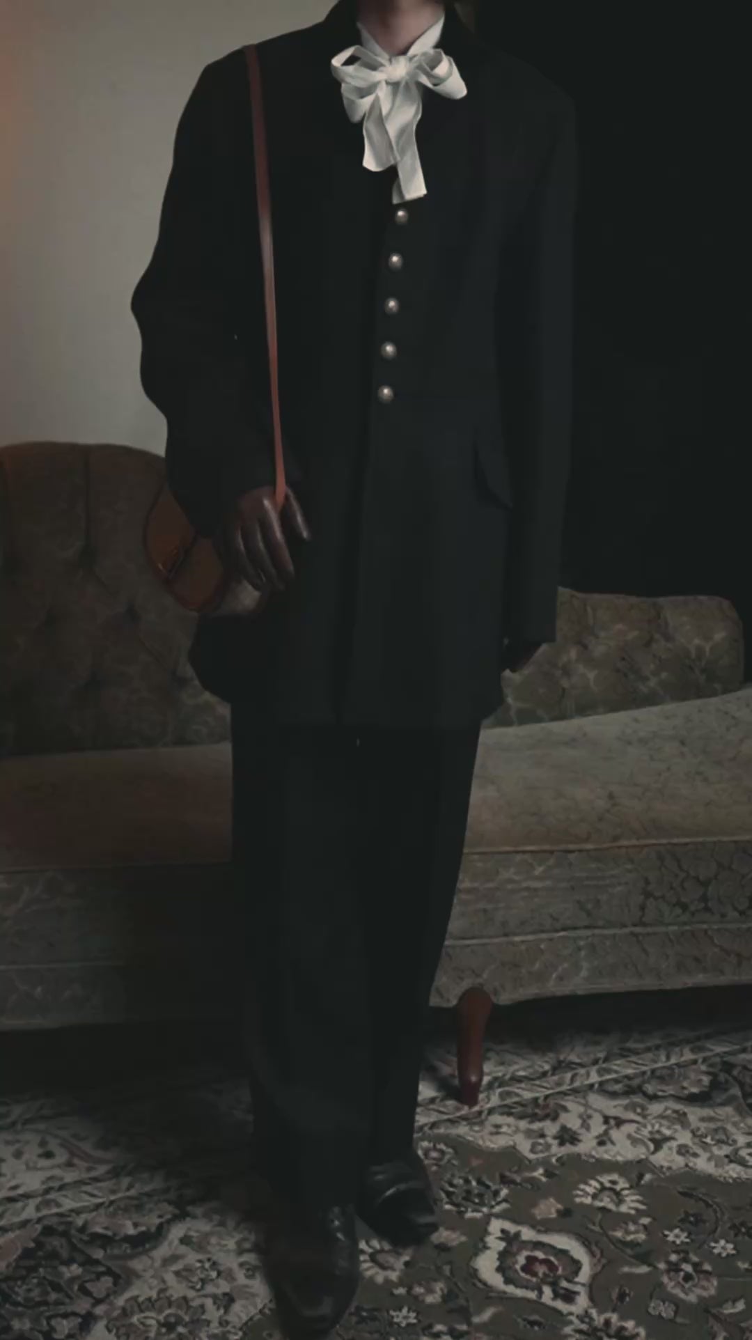 -SPECIAL- "GUCCI" 13'year-14'year Horse riding outfit motif velvet collar jacket