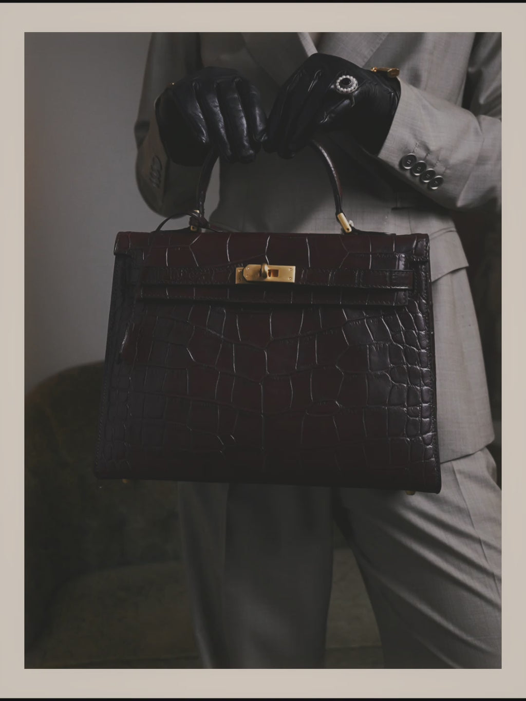 -SPECIAL- "CRISTIAN FLORENCE" 90's-00's Classic crocodile embossed leather structured top handle bag