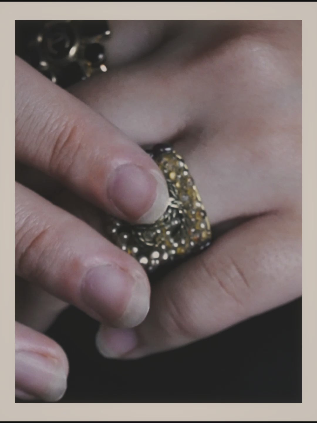 -SPECIAL- “CHANEL” 2000AW Glass pearl embellished CC statement ring