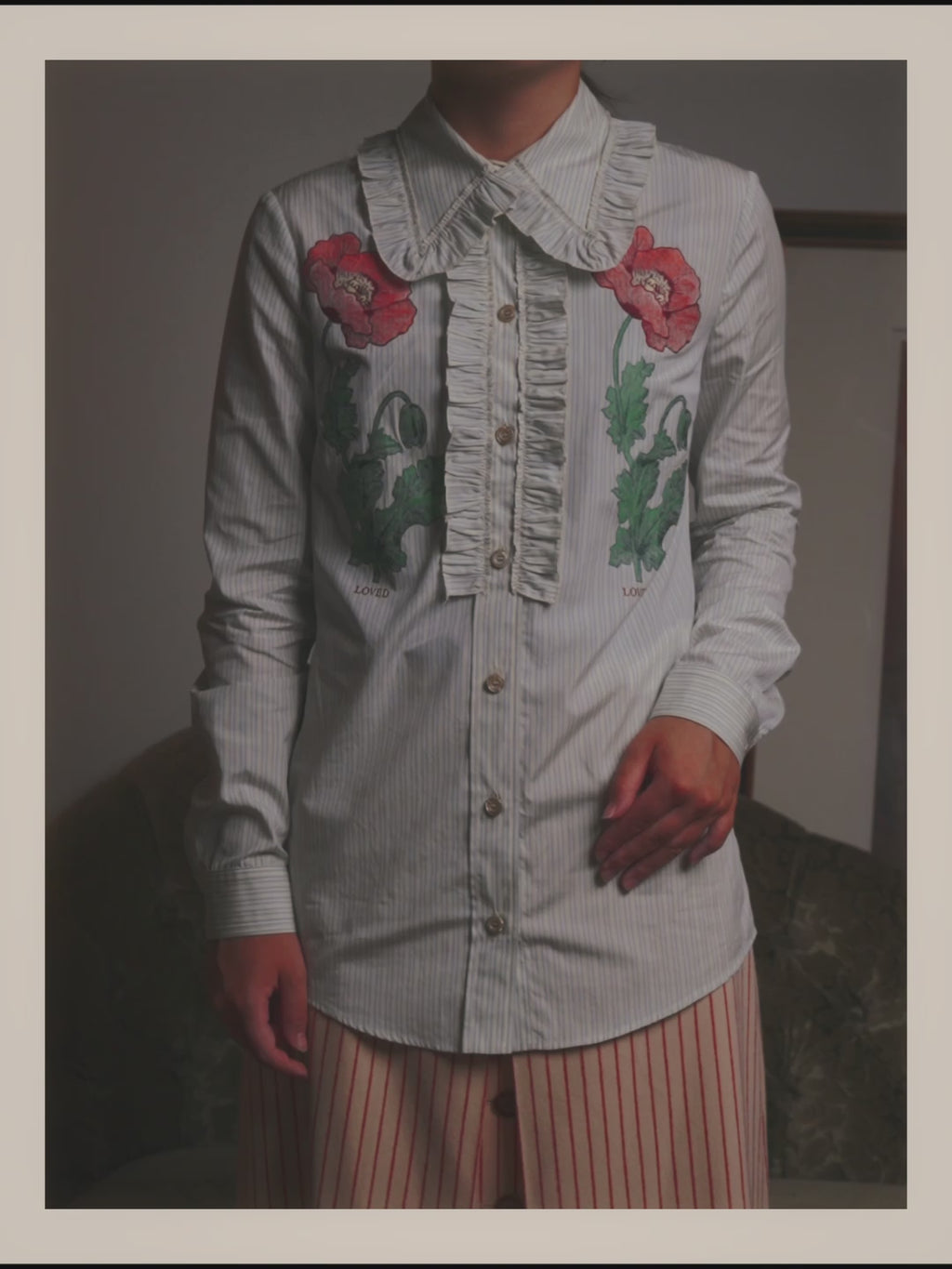 -SPECIAL- “GUCCI” 2017-2019 Floral embroidered ruffled striped shirt
