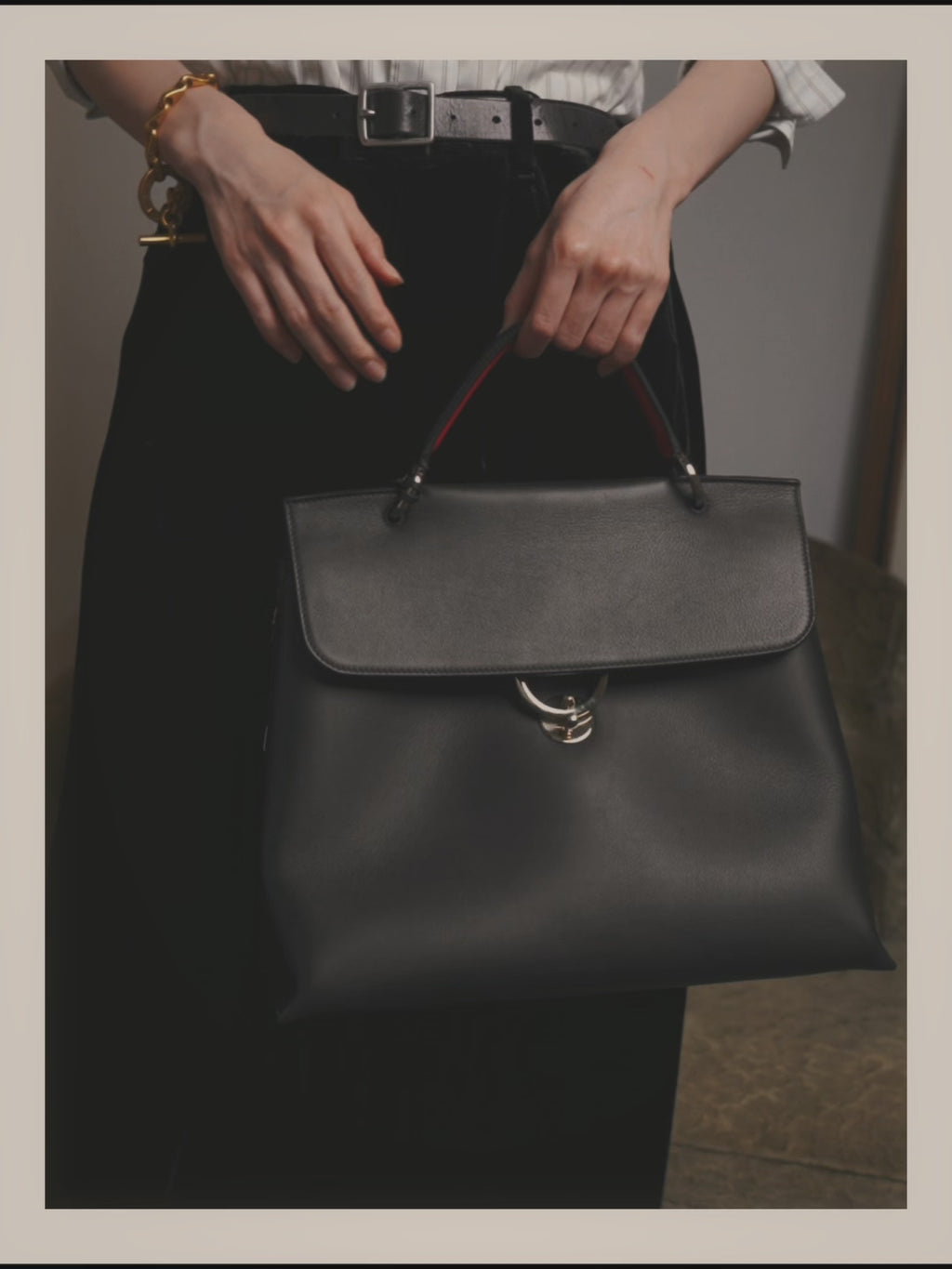 –SPECIAL– "Salvatore Ferragamo" 10's-20's Structured leather top-handle shoulder bag