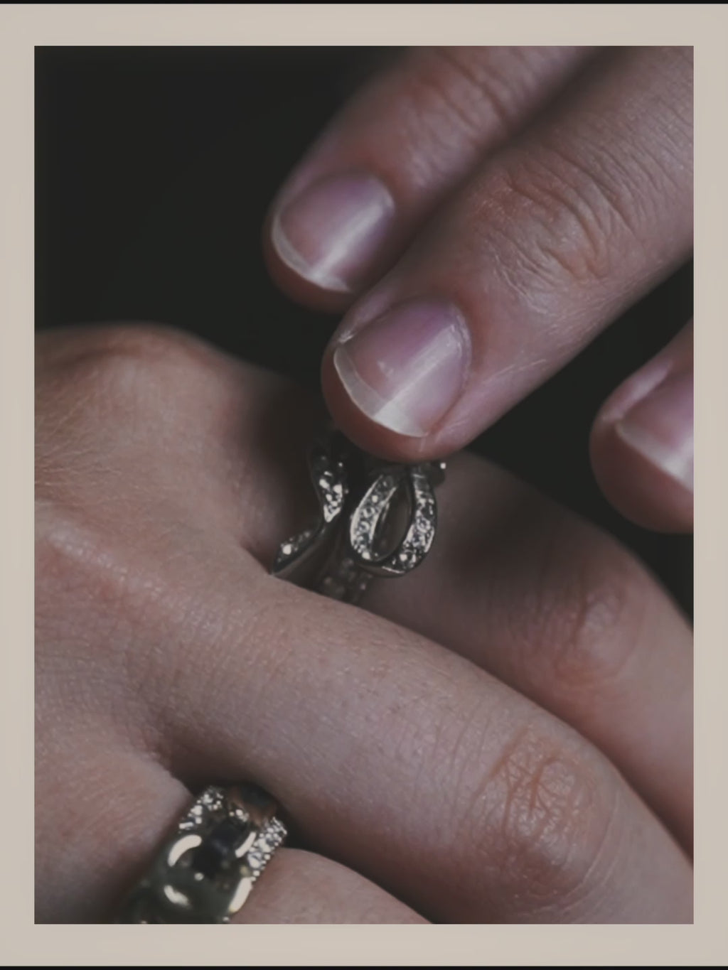 -SPECIAL- "CHANEL" 10AW Sparkling rhinestone bow ring