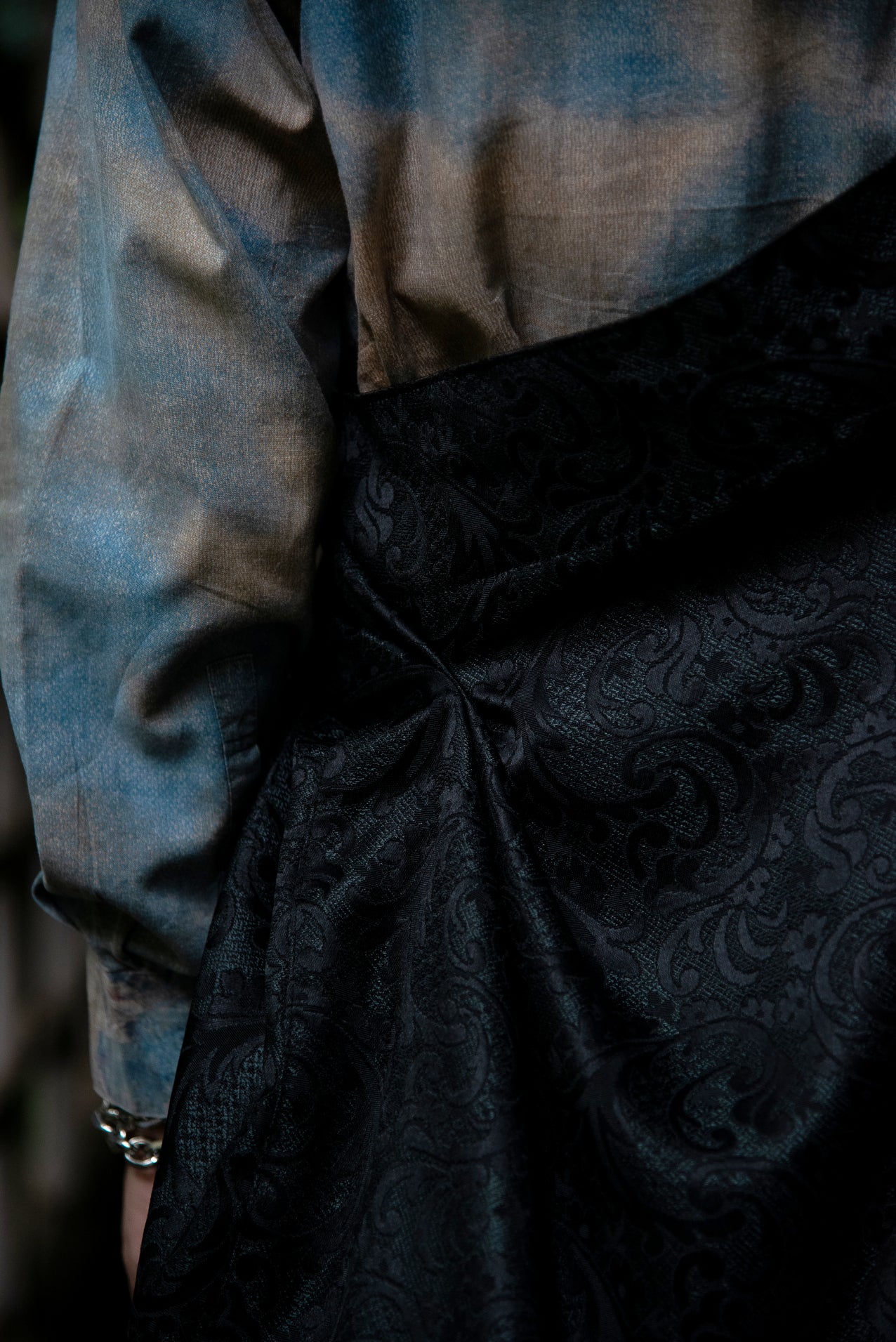 "Authority series"  Jacquard Shoulder Bag : Khaki