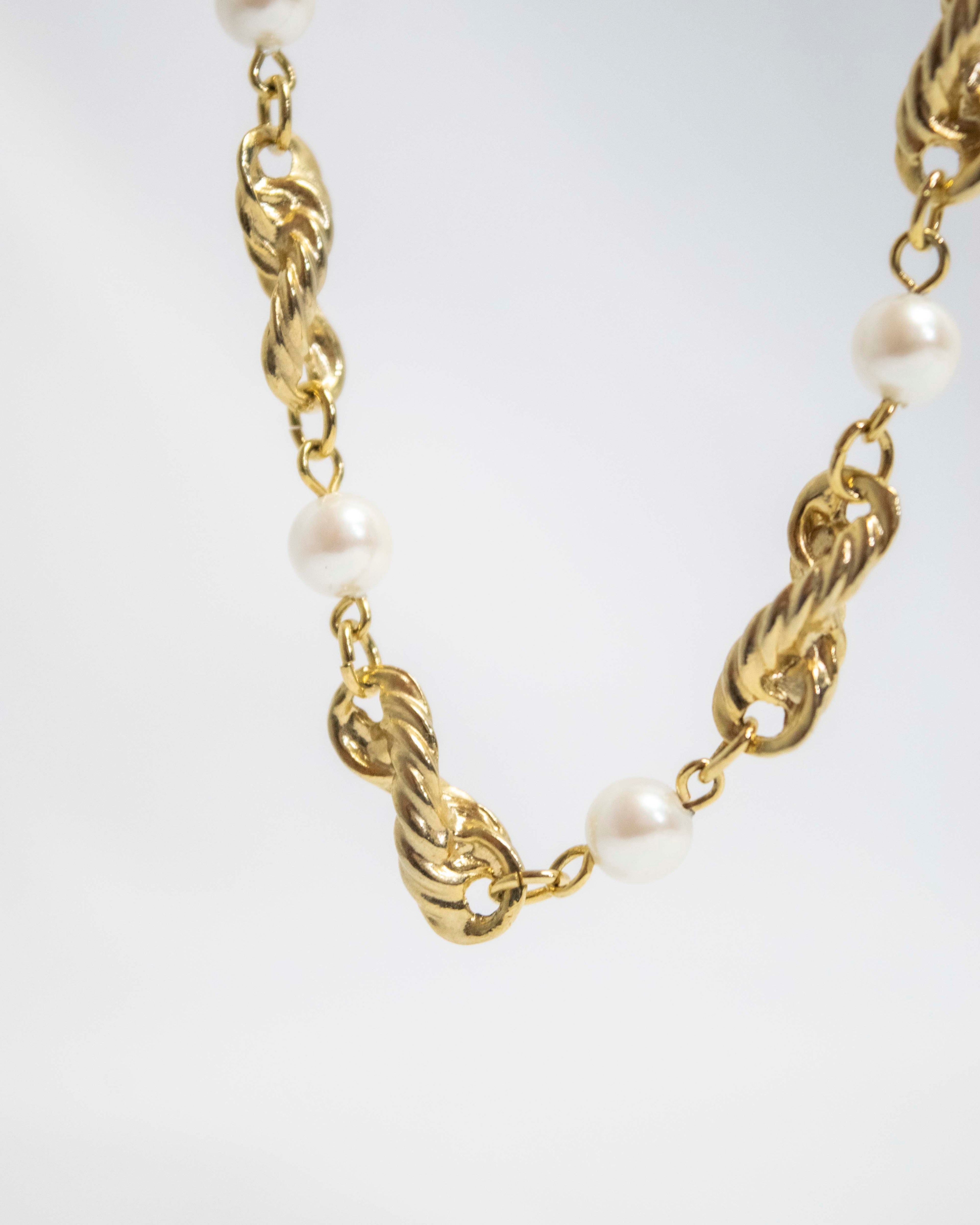 Pearl and gold twist necklace