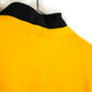 黑色和黄色斑点夹克