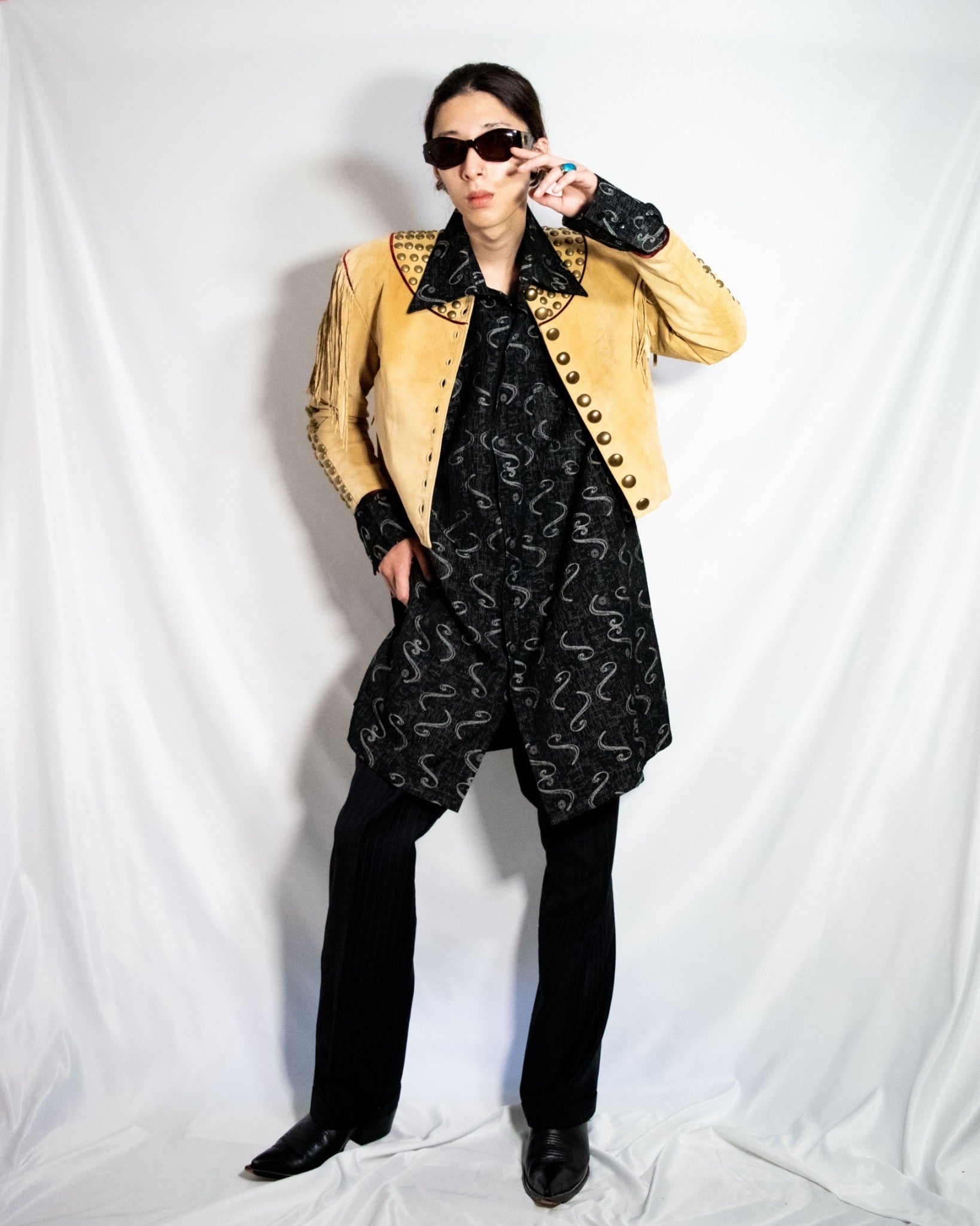 “MOOD SPECIAL”大铆钉西部皮夹克