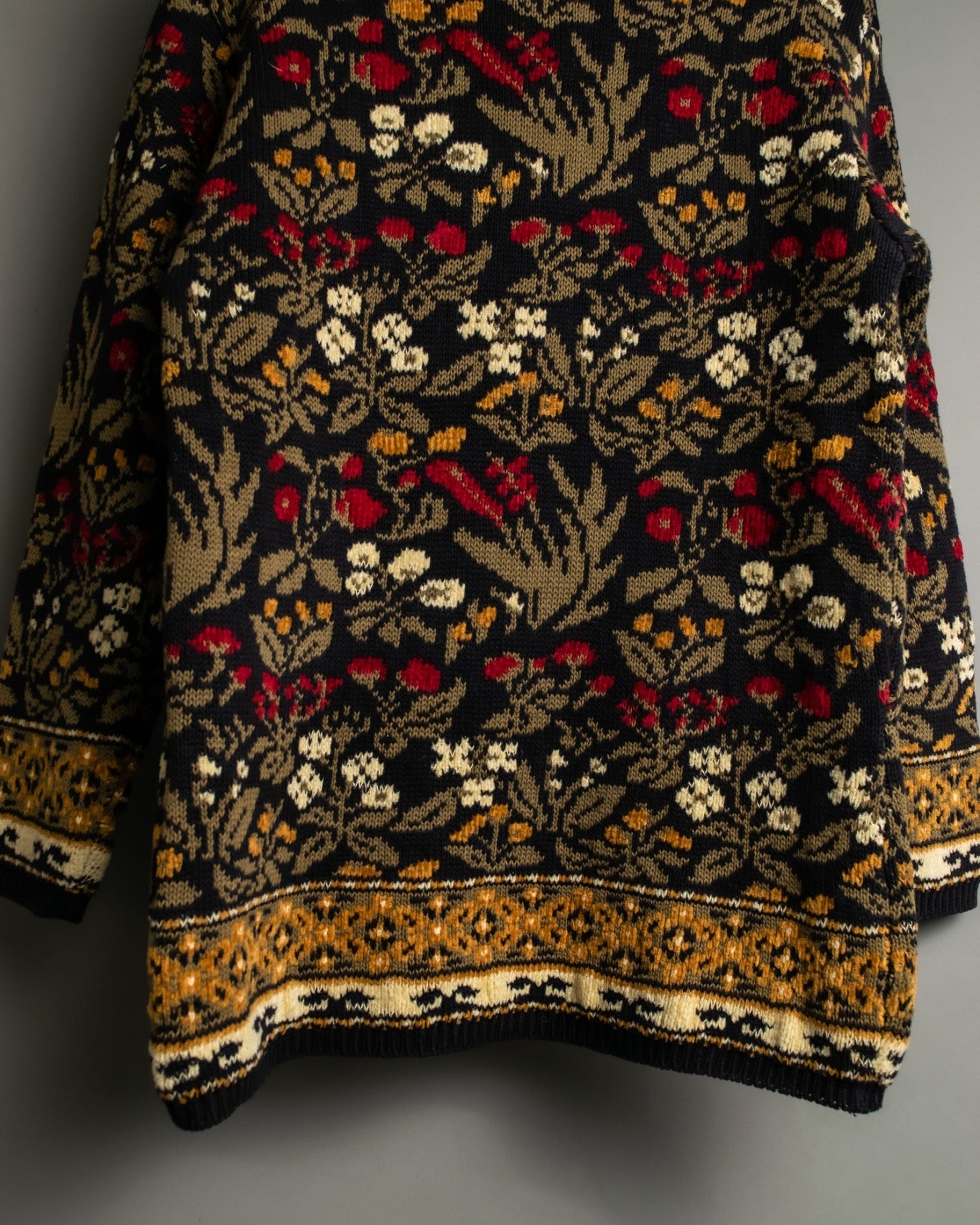 LANDS END Flower pattern knit