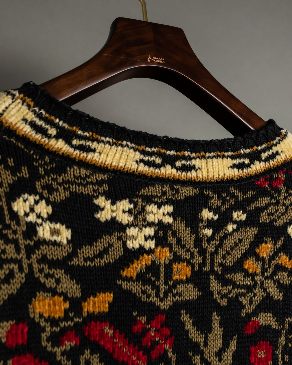 LANDS END Flower pattern knit