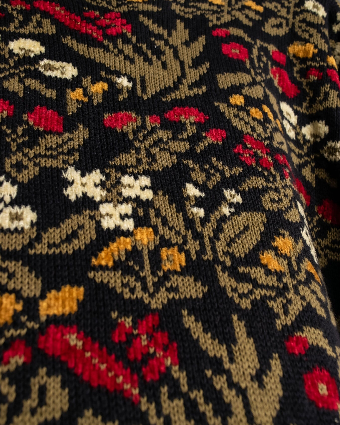 LANDS END Flower pattern knit