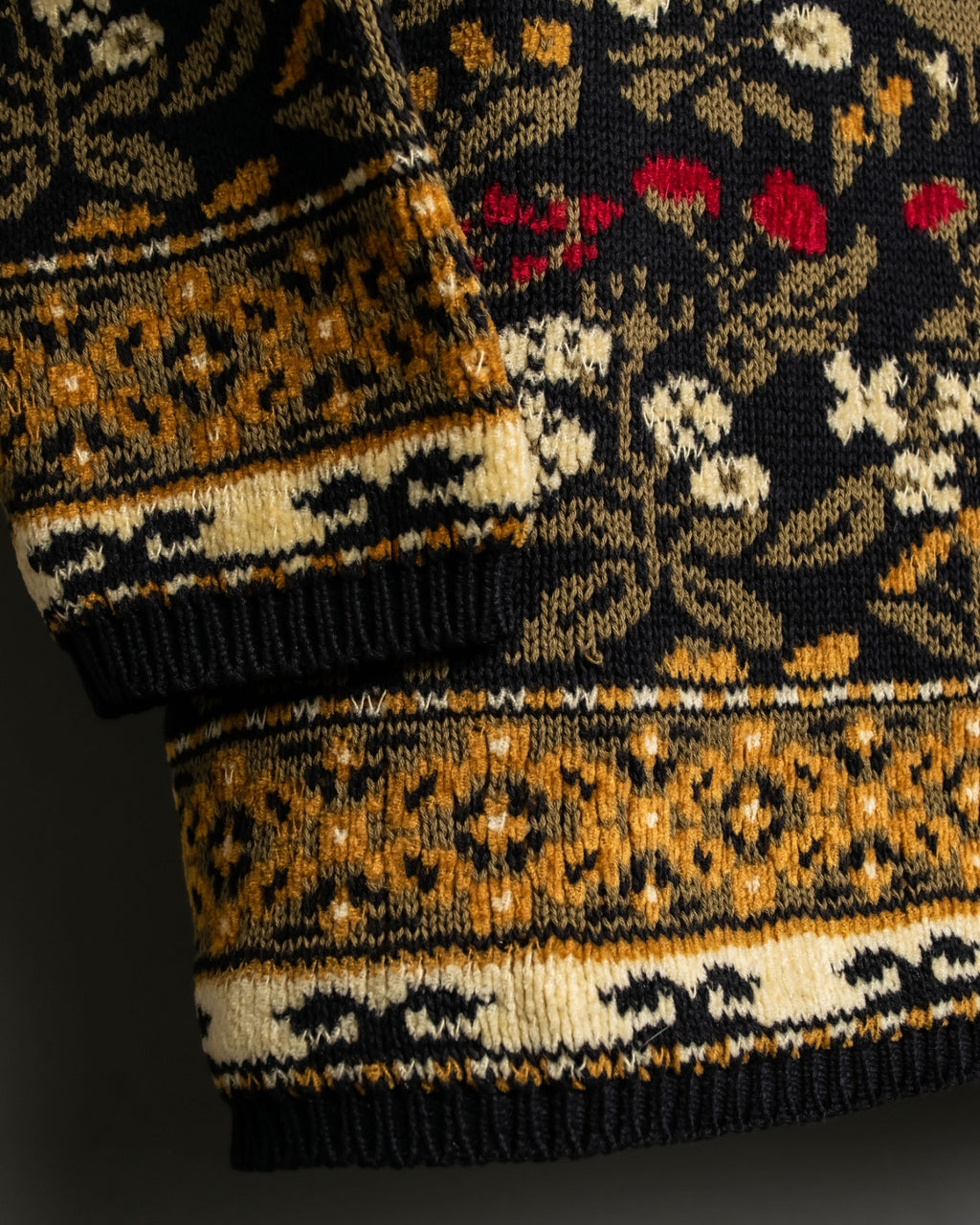 LANDS END Flower pattern knit