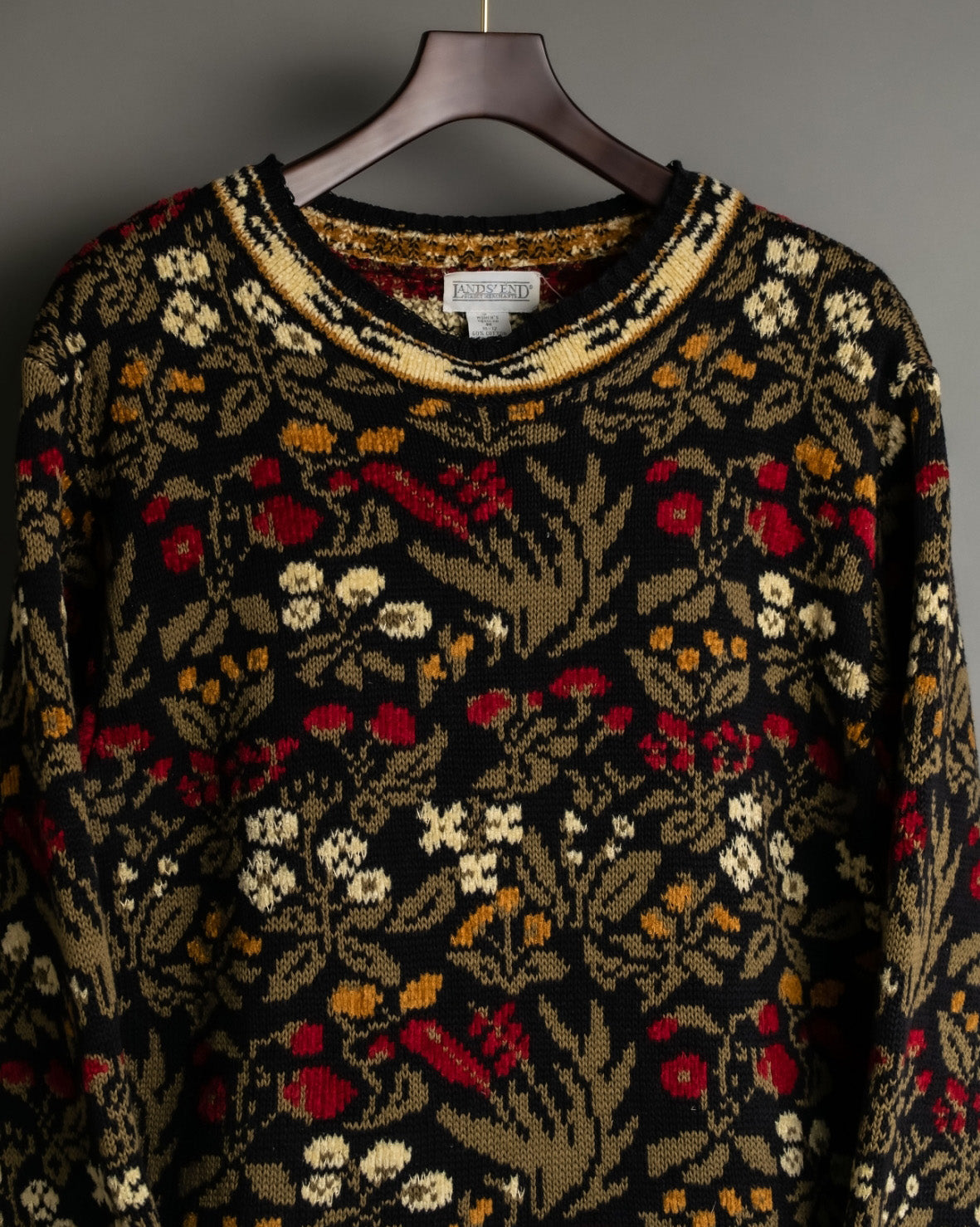 LANDS END Flower pattern knit