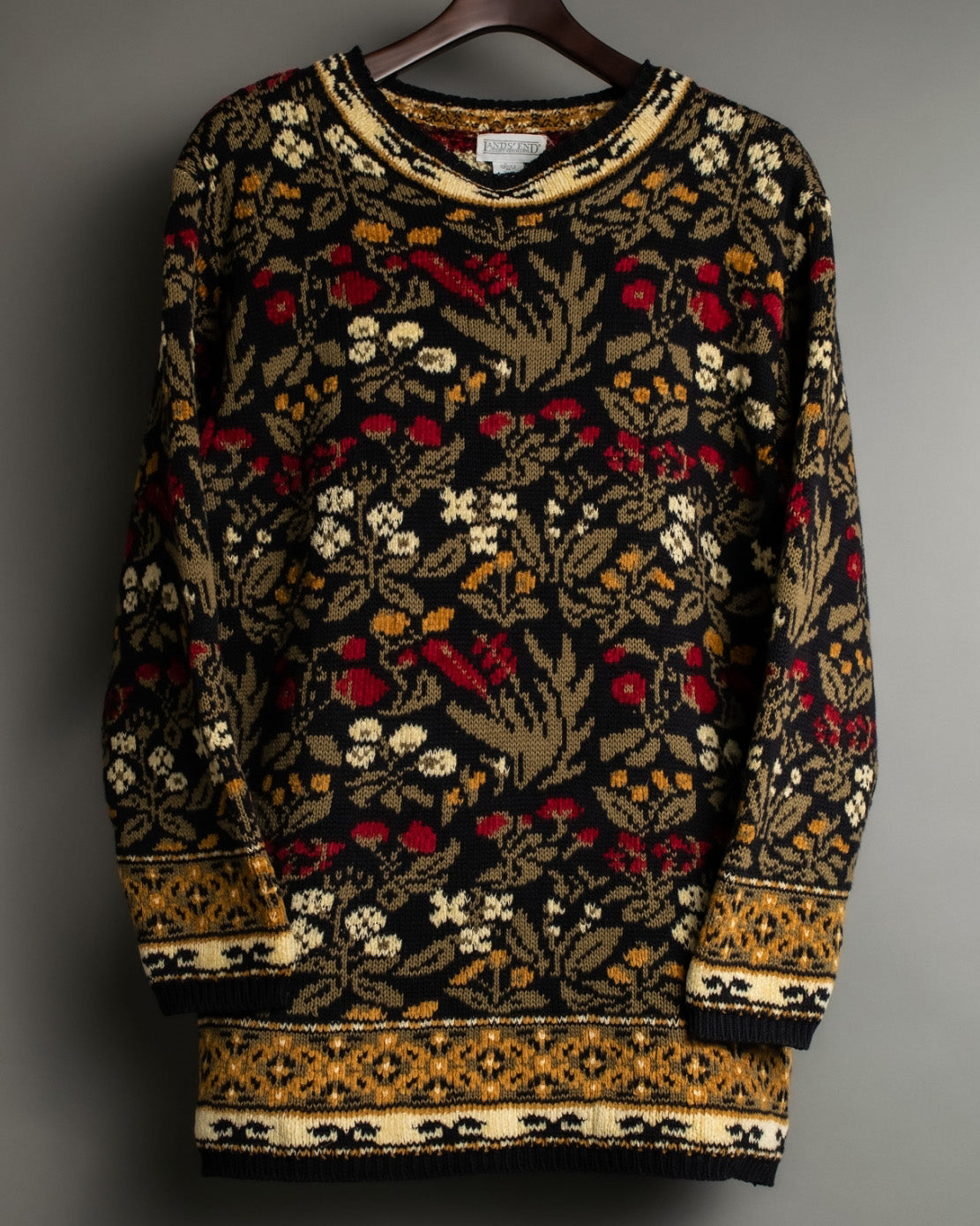 LANDS END Flower pattern knit