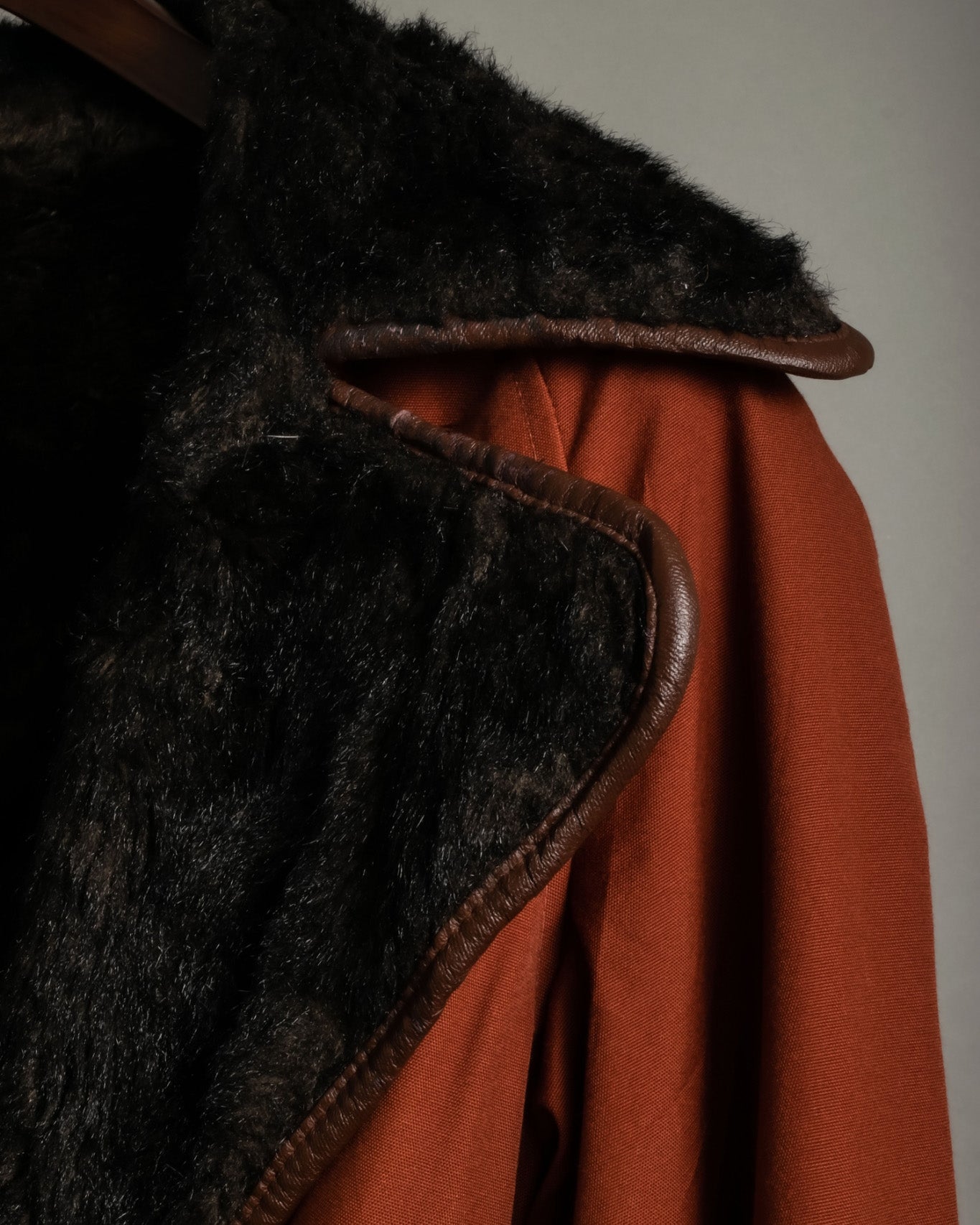 "MOOD SPECIAL" 70s Beautiful Silhouette Fur Collar Coat