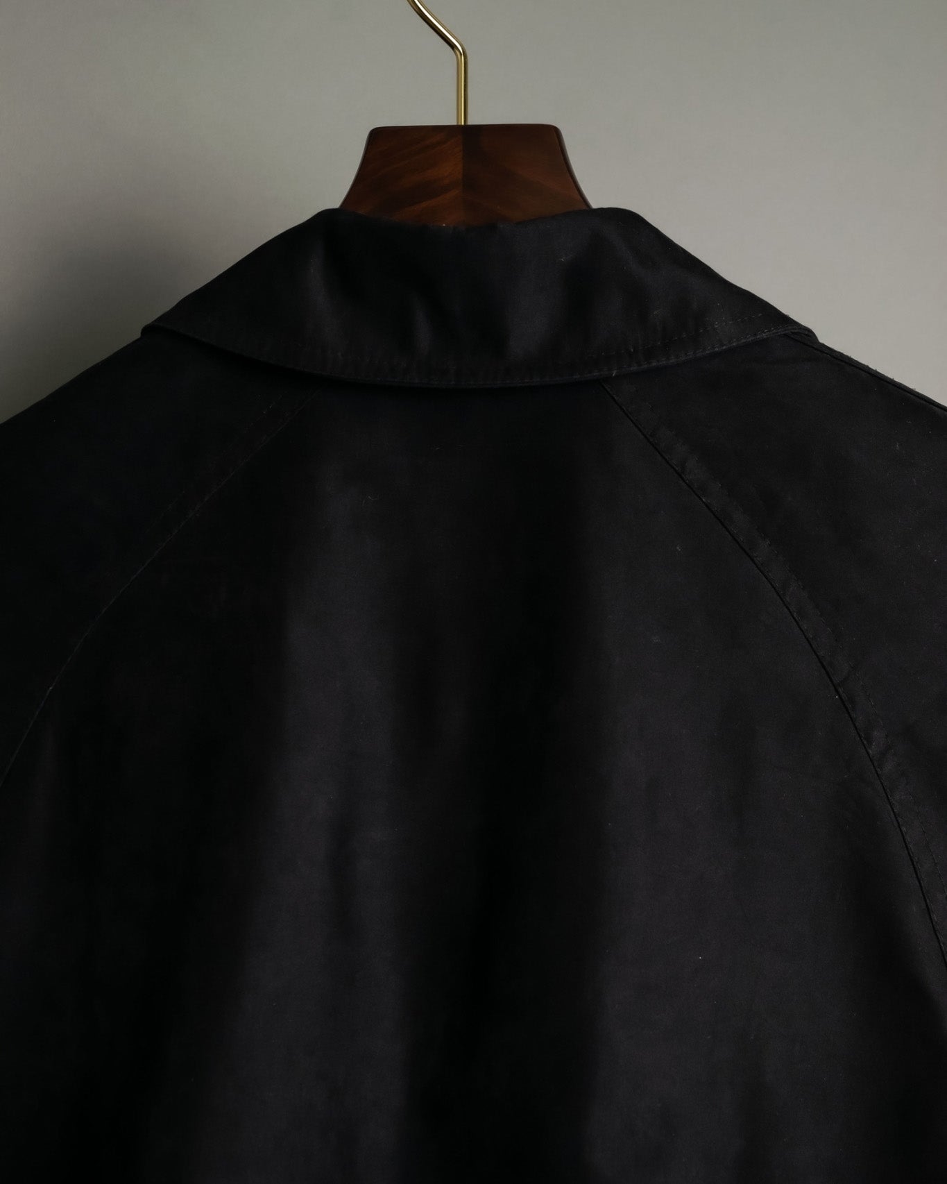 "LONDON FOG" High-quality Glossy Shine Crest Coat