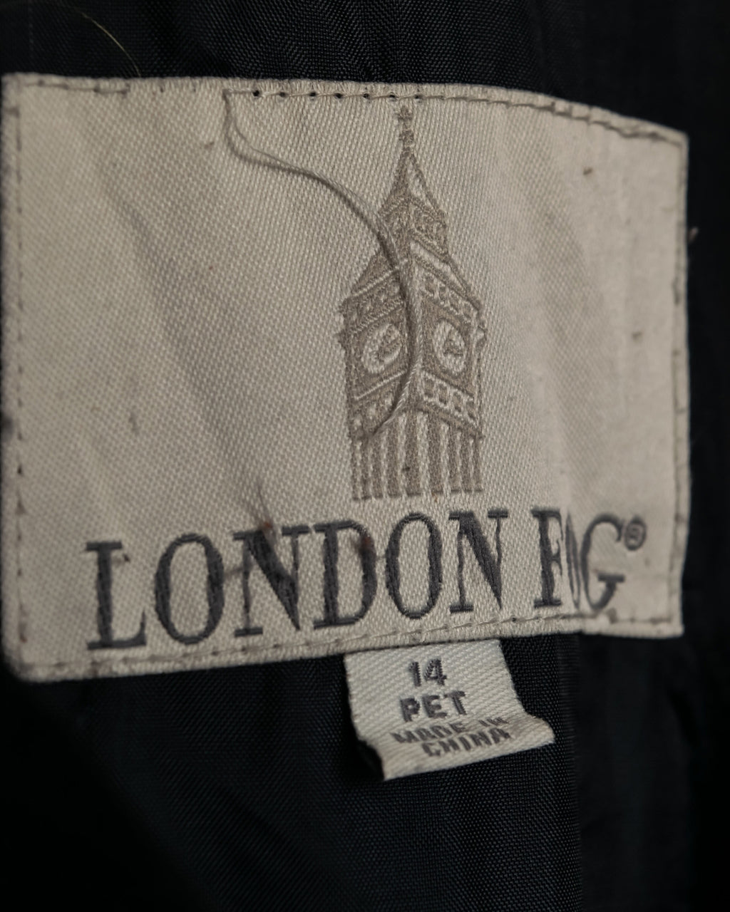 "LONDON FOG" High-quality Glossy Shine Crest Coat