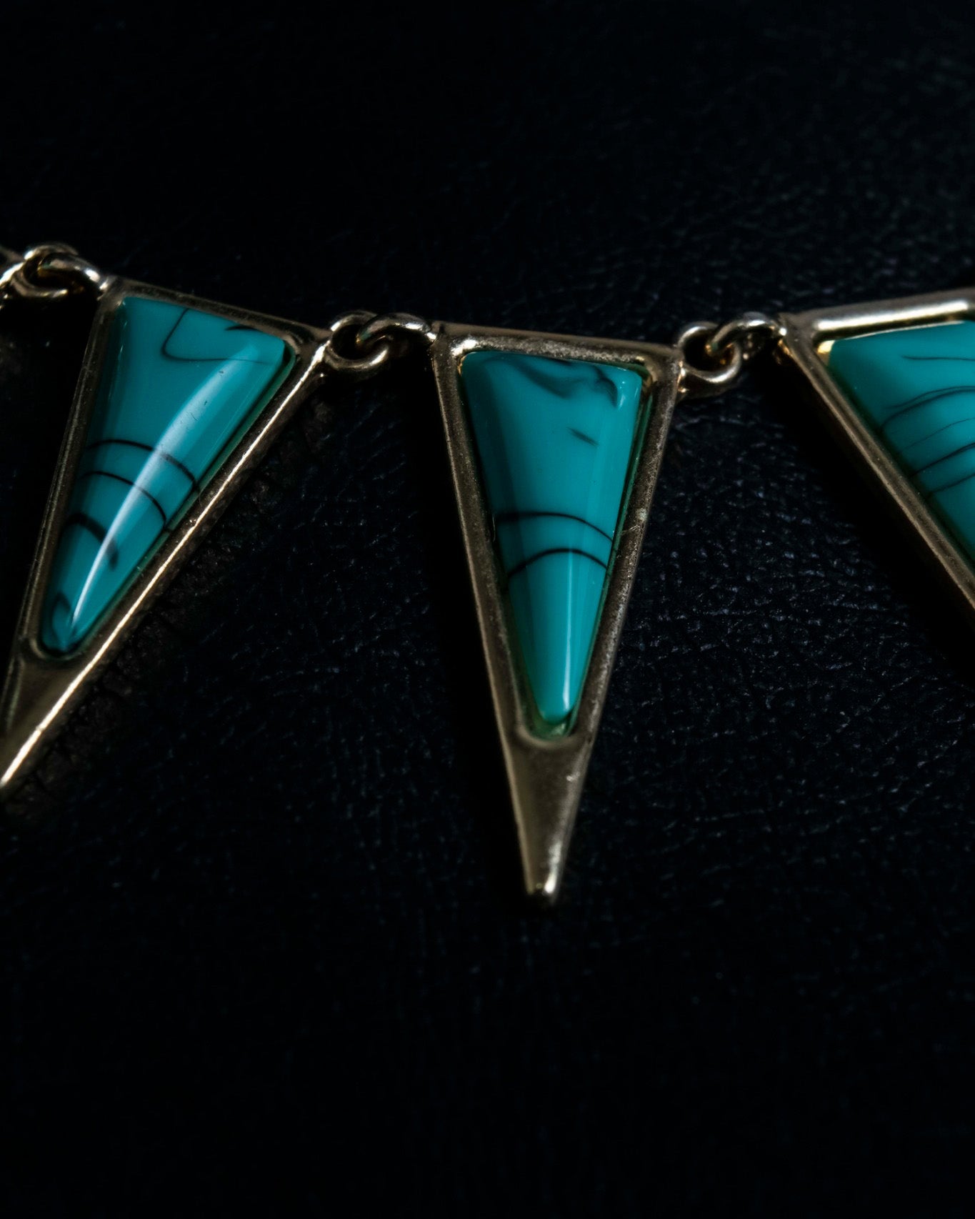 Triangular Turquoise Design Necklace