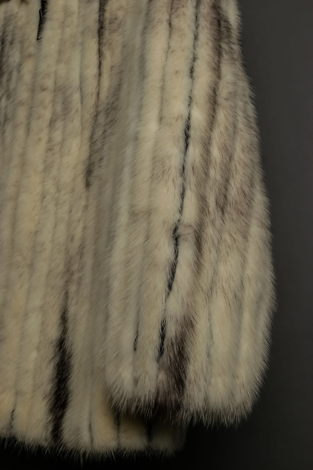 "MOOD SPECIAL" Vintage Beautiful Fur Stand Collar Jacket