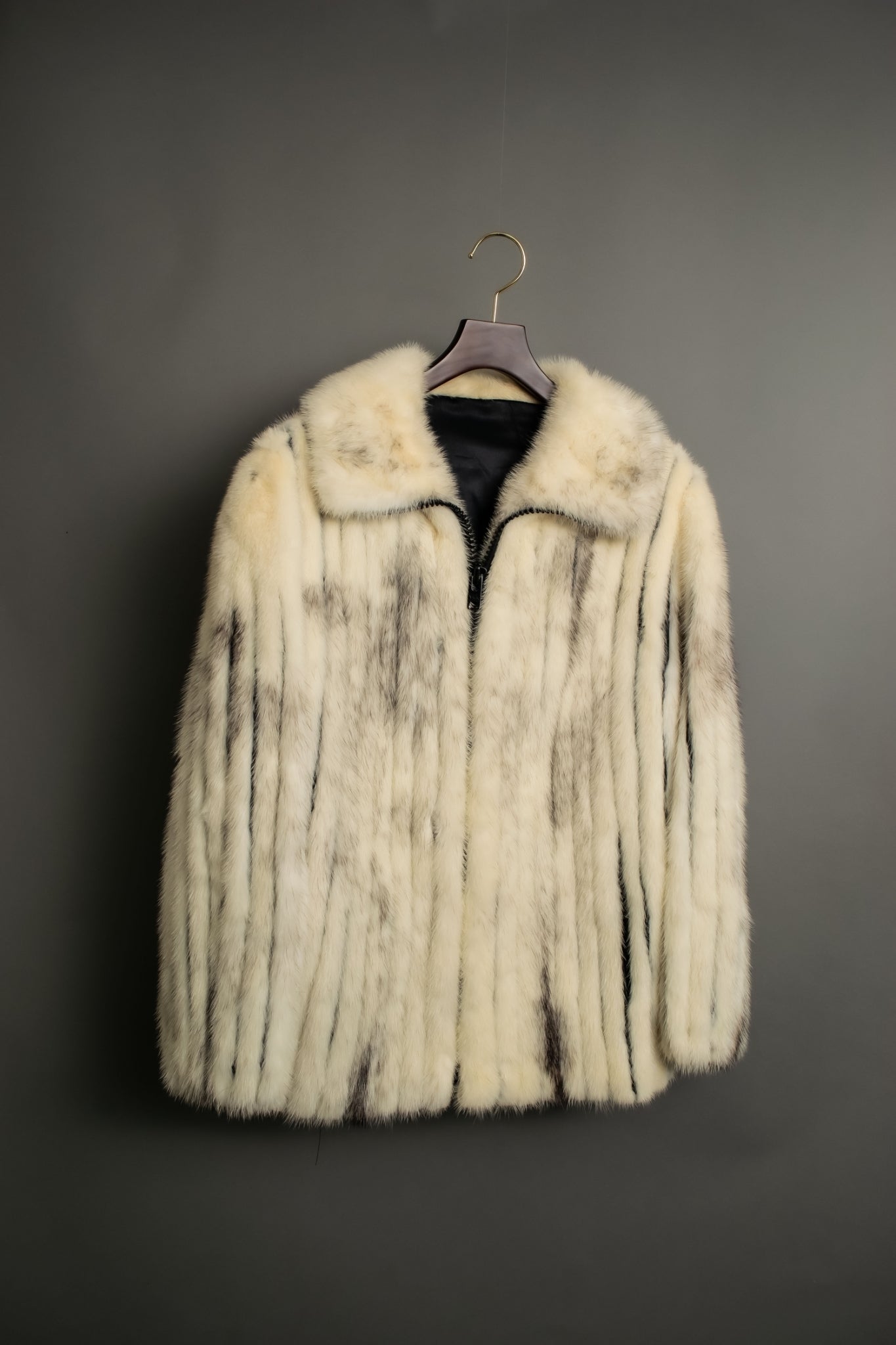 "MOOD SPECIAL" Vintage Beautiful Fur Stand Collar Jacket