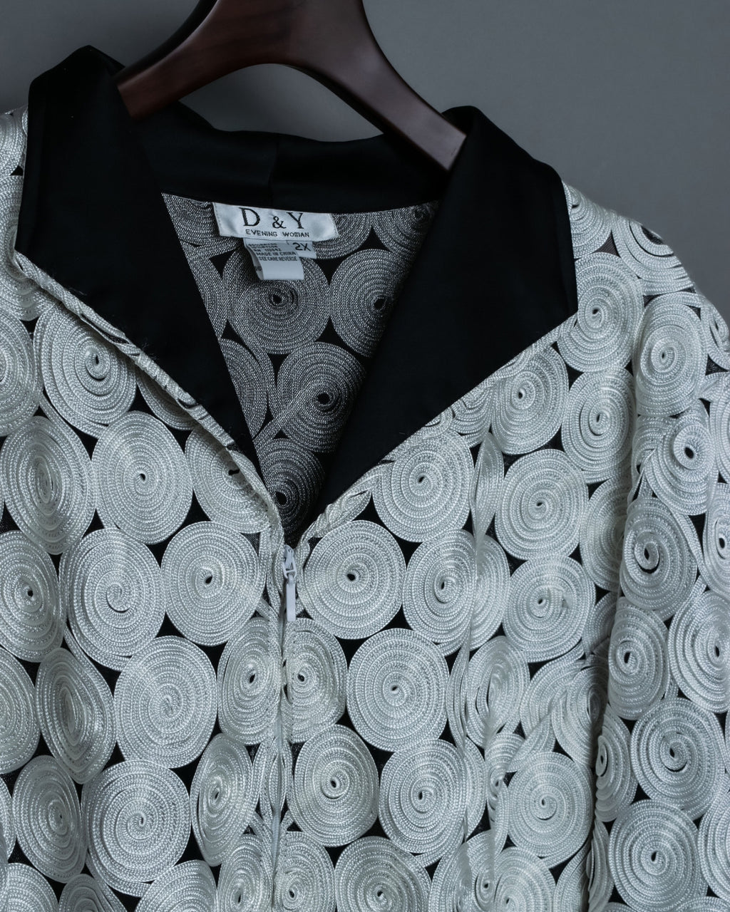 Round And Round Zip-Up Jacket