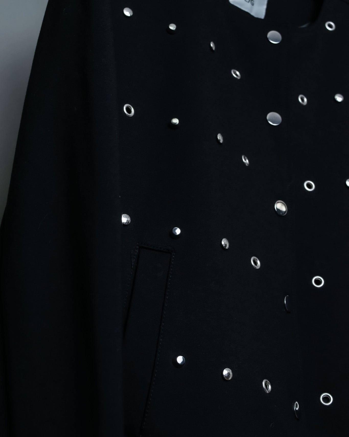 Slimy Thick Fabric Studded Short Jacket