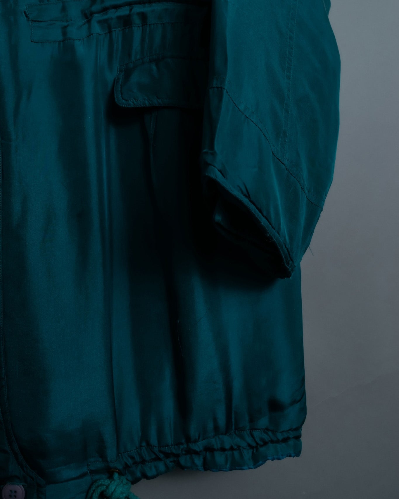 "MOOD SPECIAL" Silk 100% Spring Waist Squeeze Gimmick Stand Collar Jacket