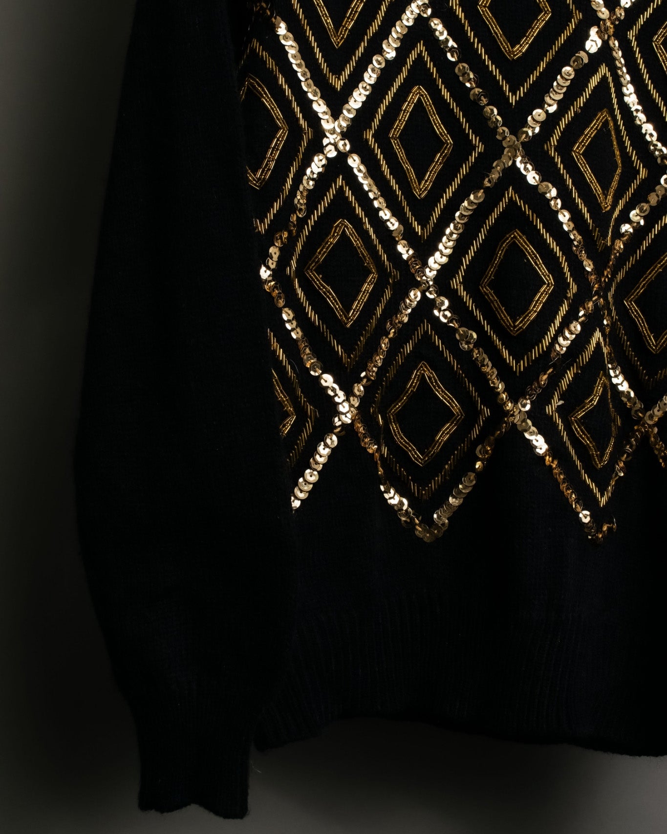 "Alfred Danner"  Intricate Three-Dimensional Decorative Knit