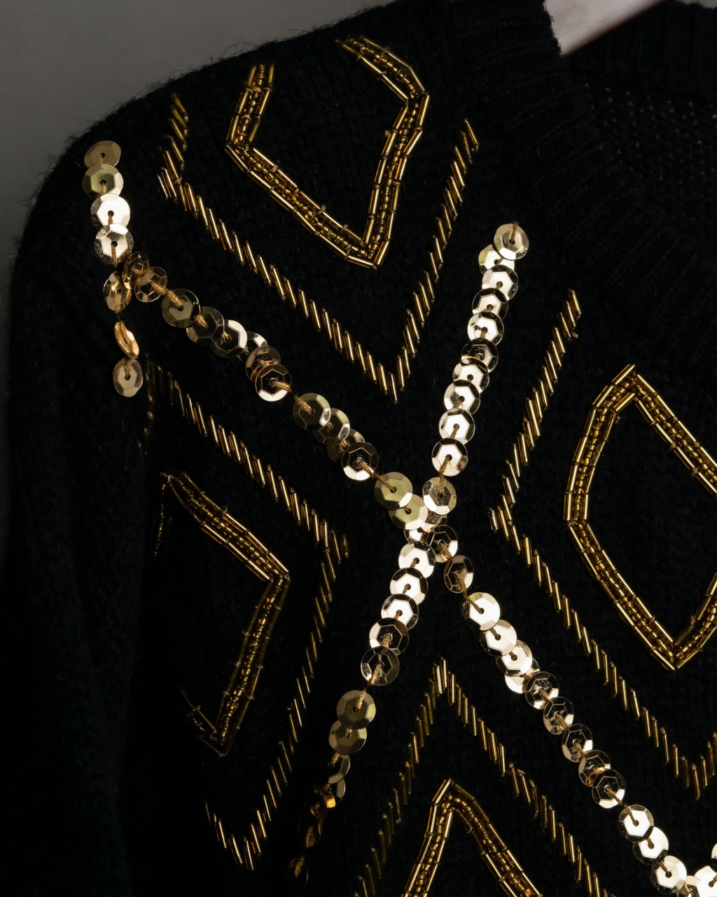 "Alfred Danner"  Intricate Three-Dimensional Decorative Knit