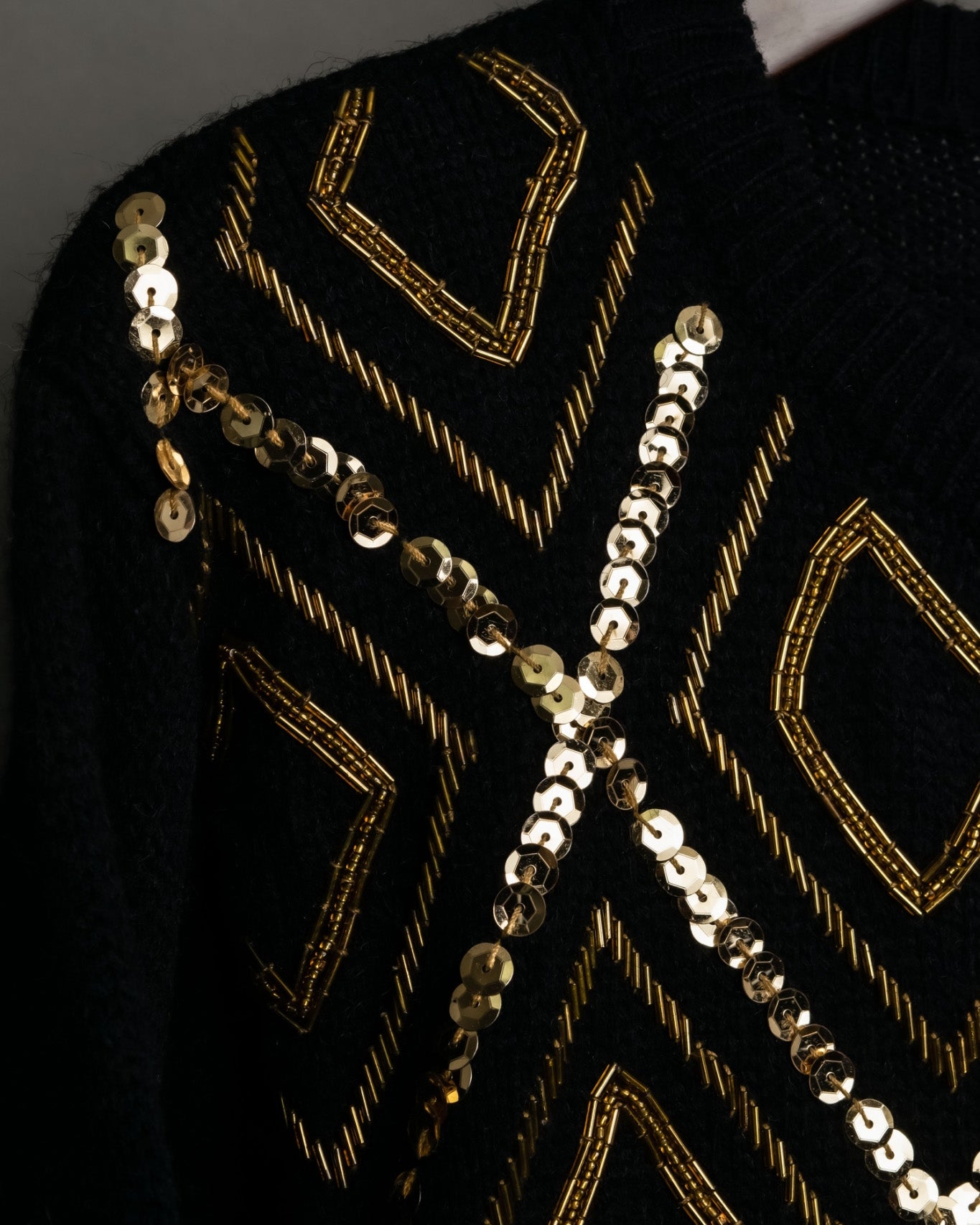 "Alfred Danner"  Intricate Three-Dimensional Decorative Knit