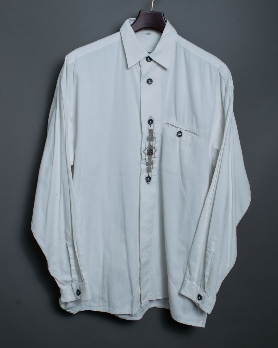 Vintage white tyrolean shirt