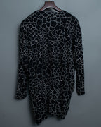 V-neck Net Sequin Design Top