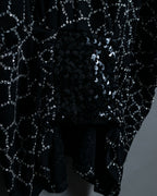 V-neck Net Sequin Design Top