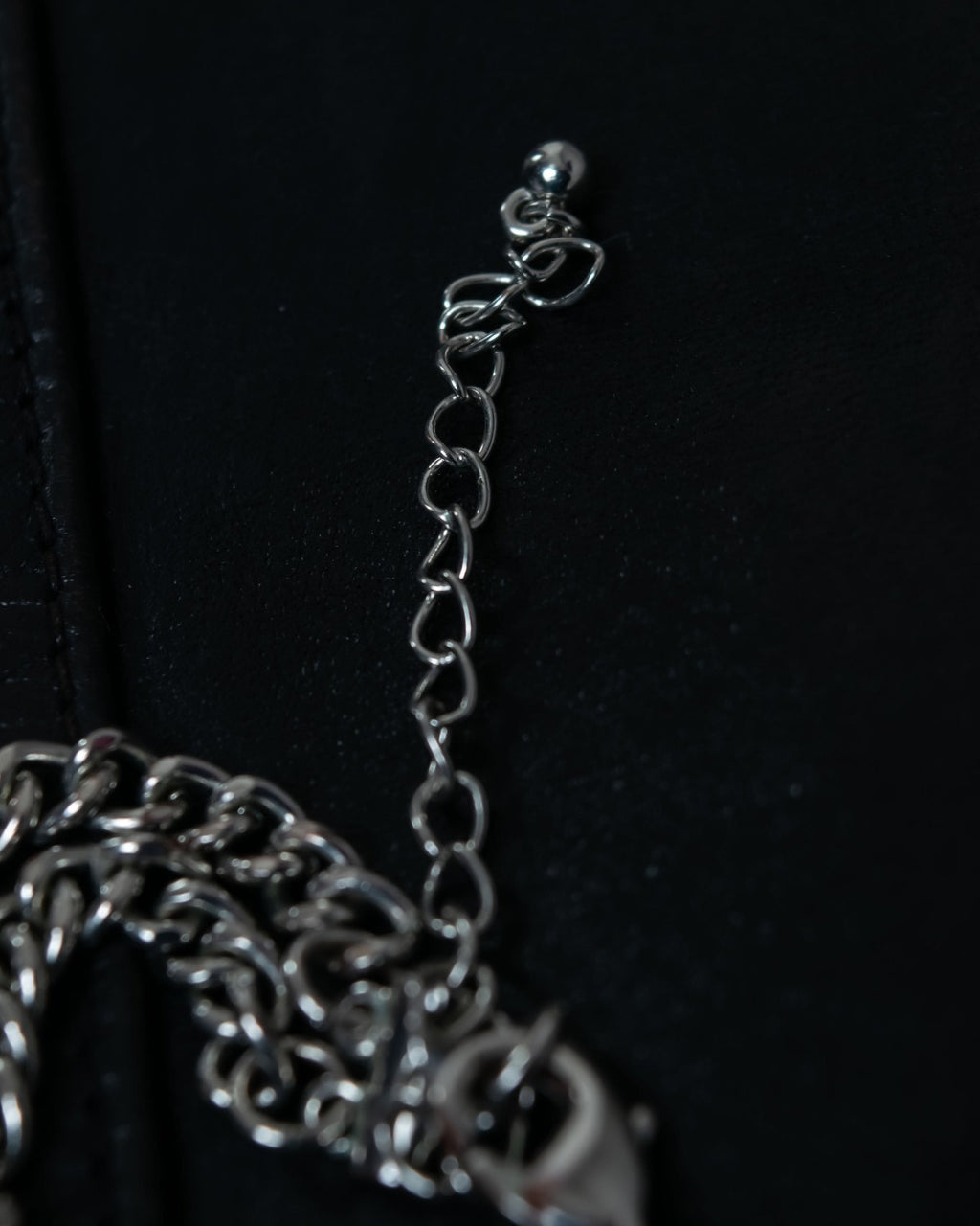 "MOOD SPECIAL" Undulating Silver Double Design Necklace