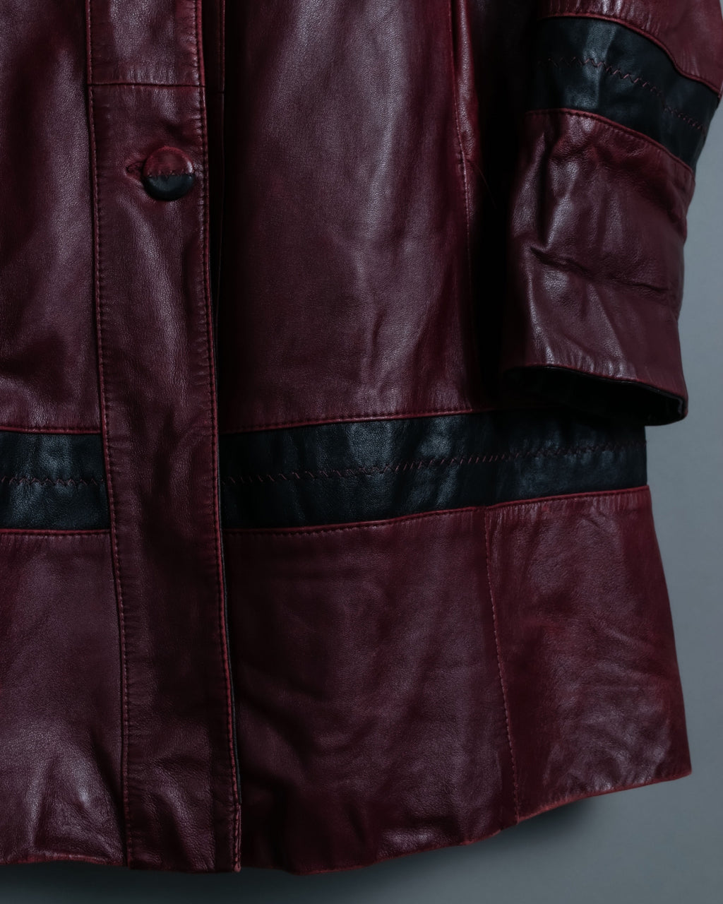 "MOOD SPECIAL" Stand Collar Black Line Jagged Leather Jacket