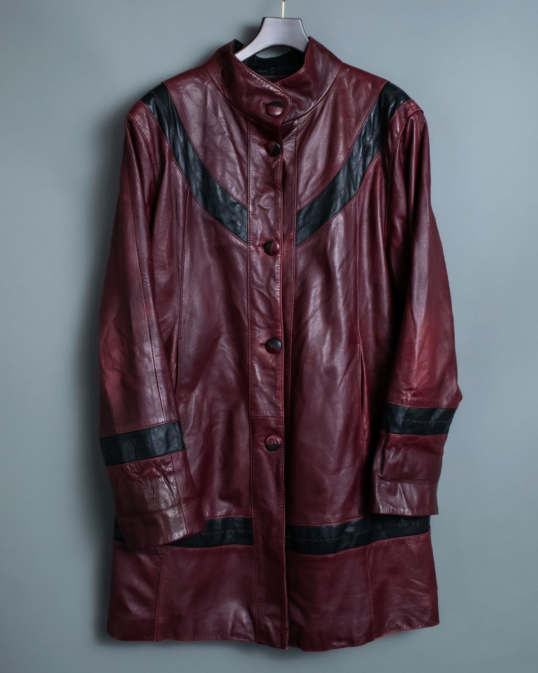 "MOOD SPECIAL" Stand Collar Black Line Jagged Leather Jacket