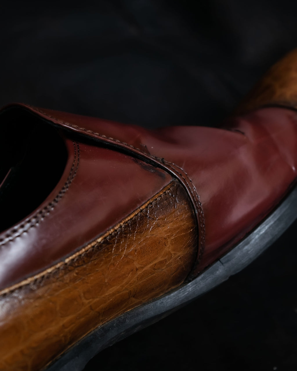 Crocodile Leather Switching Beautiful Shoes