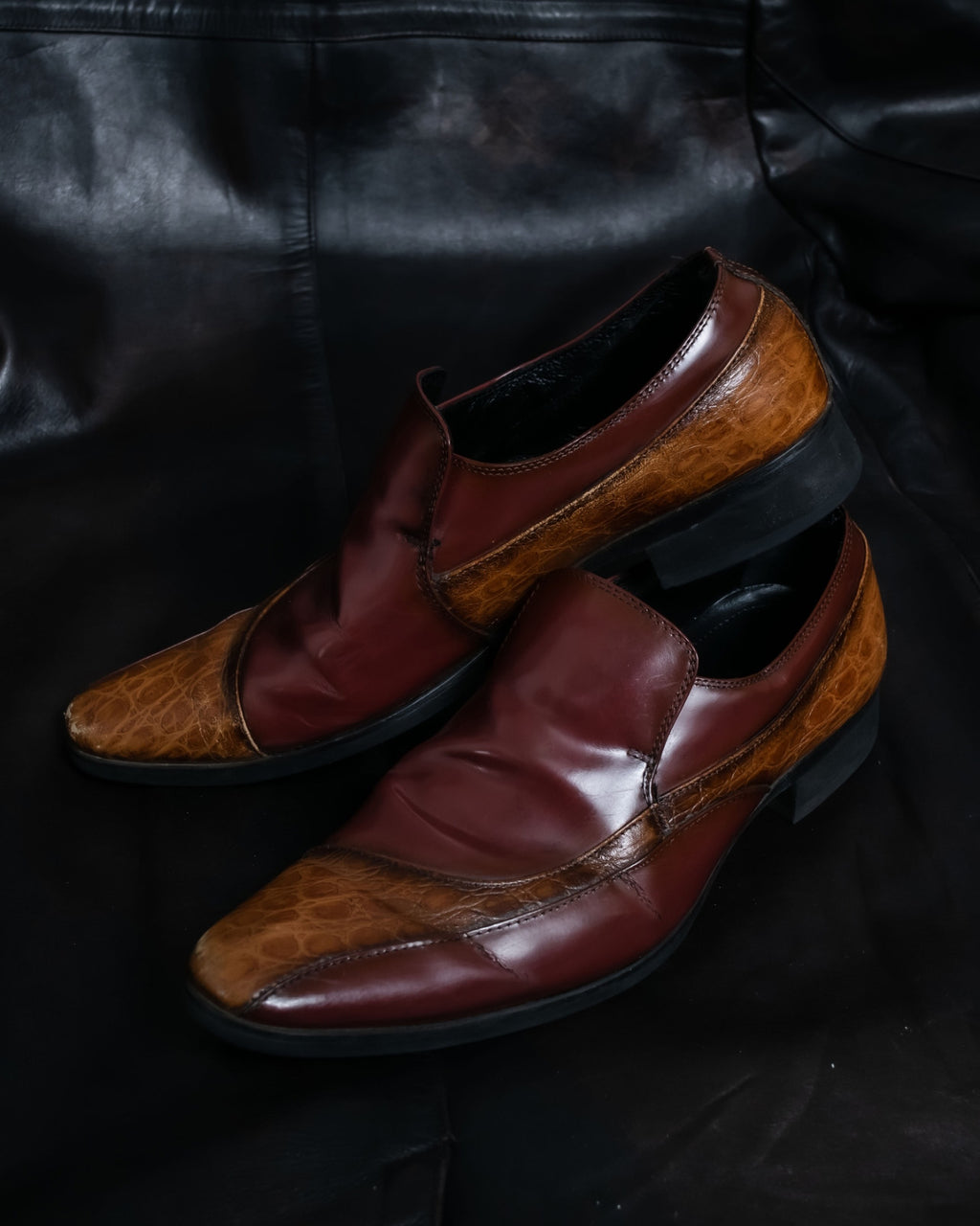 Crocodile Leather Switching Beautiful Shoes