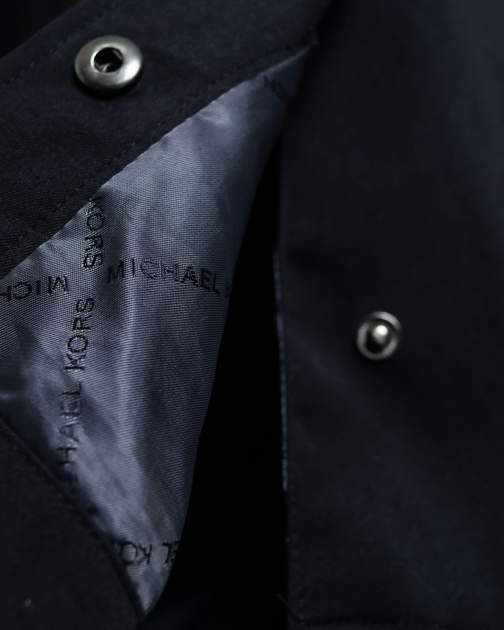 "MICHAEL KORS" Beautiful Fallen Silhouette Glossy Jacket