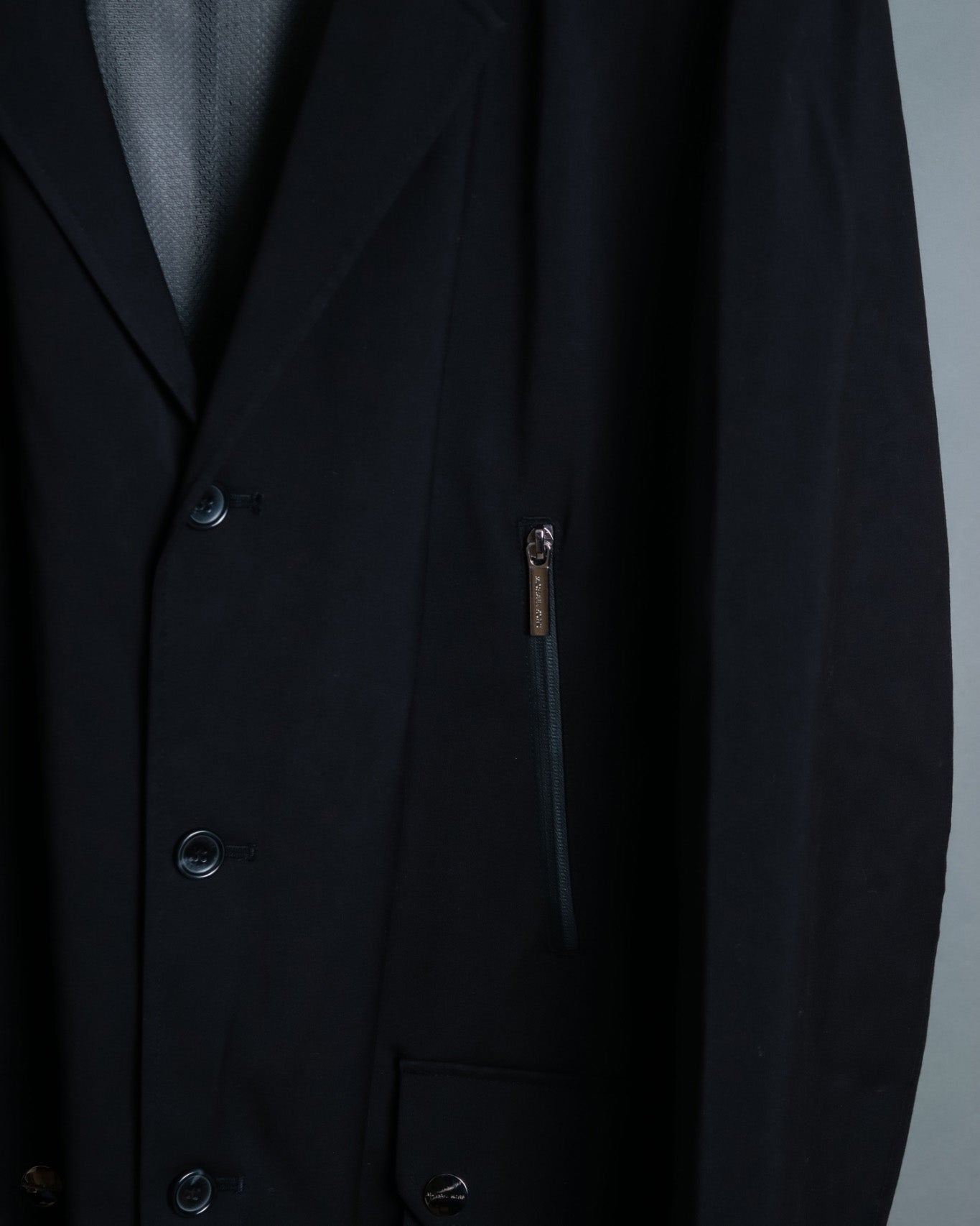 "MICHAEL KORS" Beautiful Fallen Silhouette Glossy Jacket