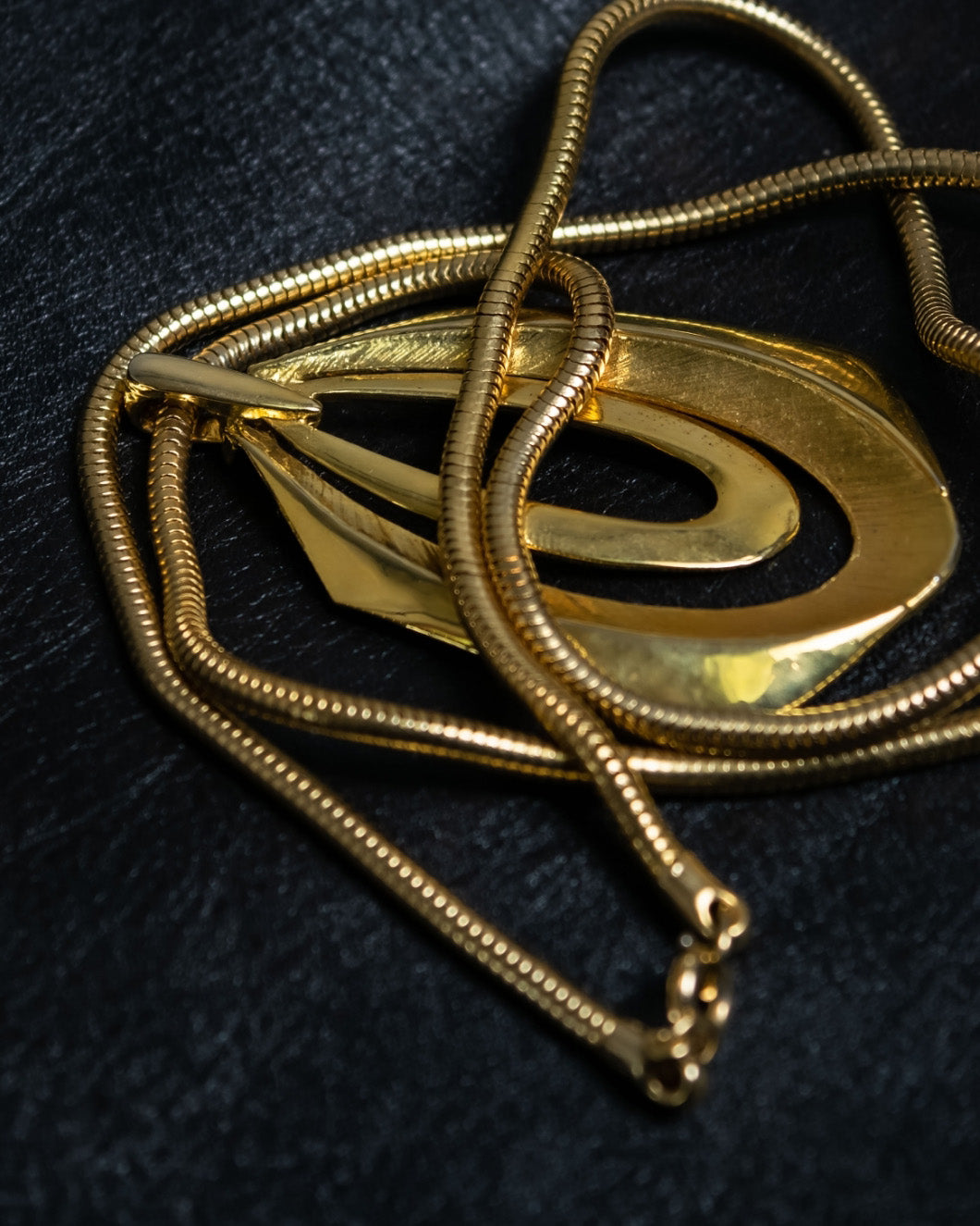 Double Structure Gold Square Necklace