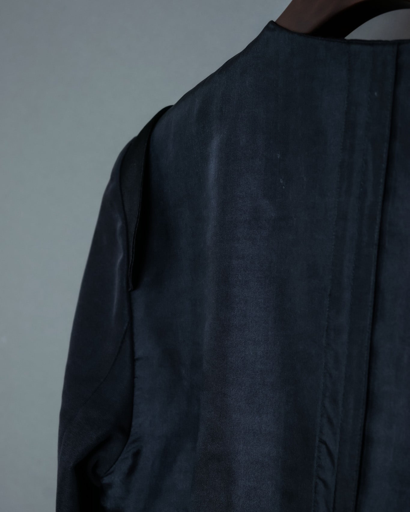 "MOOD SPECIAL" GIVENCHY Inside Out Design Tight Jacket