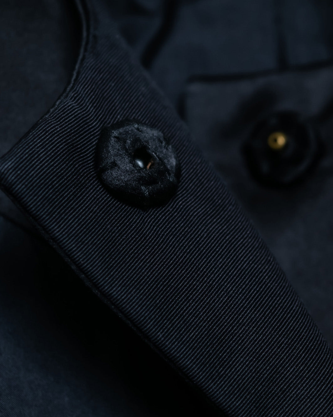 "MOOD SPECIAL" GIVENCHY Inside Out Design Tight Jacket