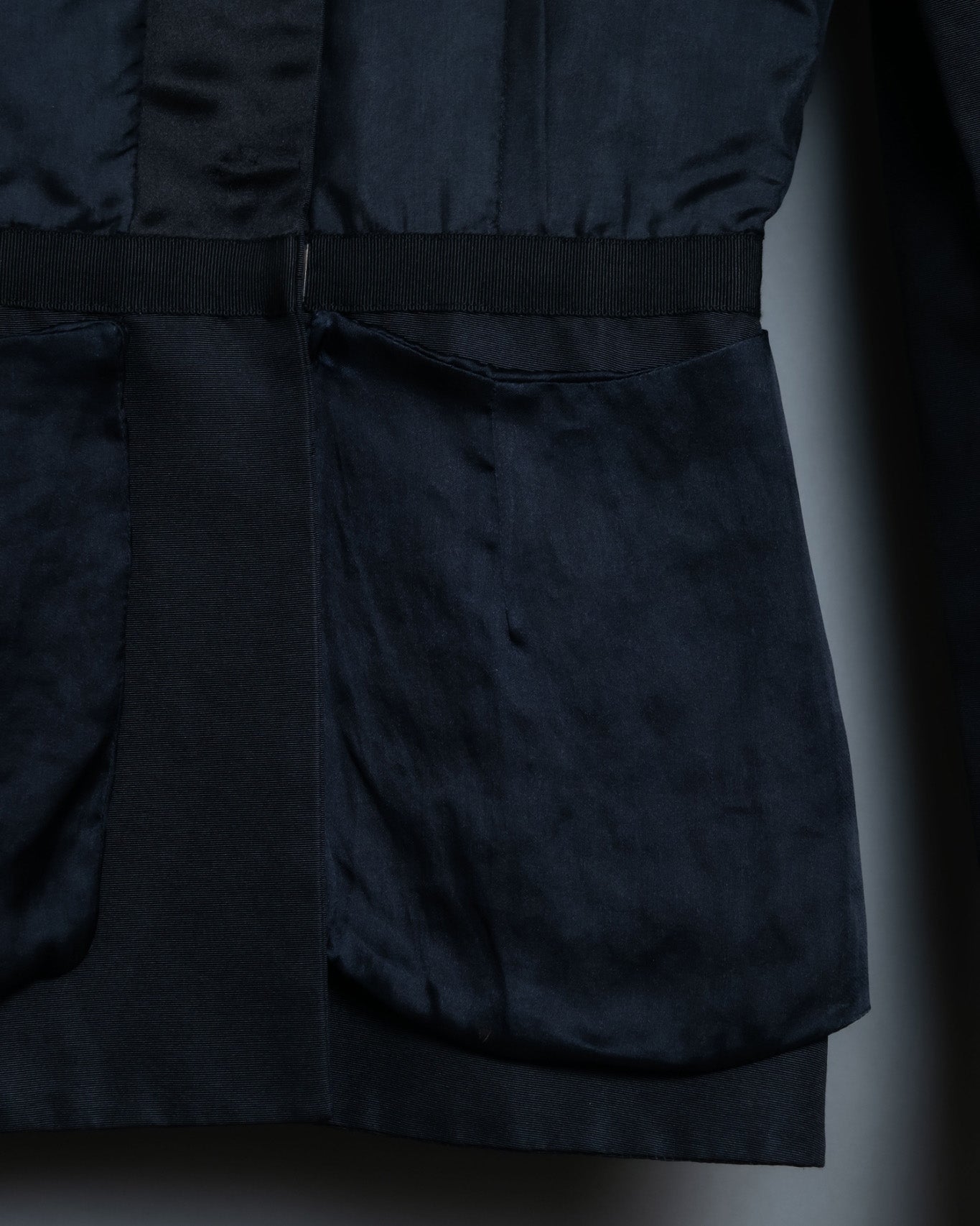 "MOOD SPECIAL" GIVENCHY Inside Out Design Tight Jacket