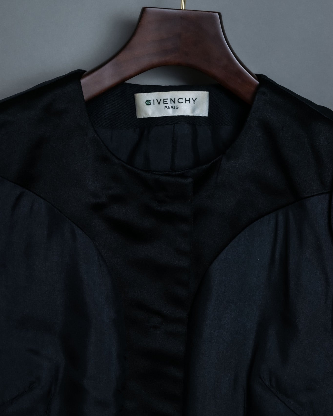 "MOOD SPECIAL" GIVENCHY Inside Out Design Tight Jacket