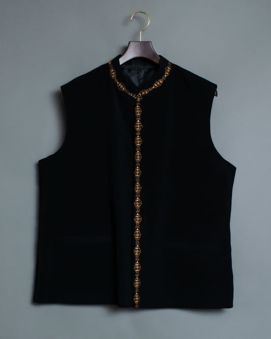 Embroidered Mao Color Black Vest