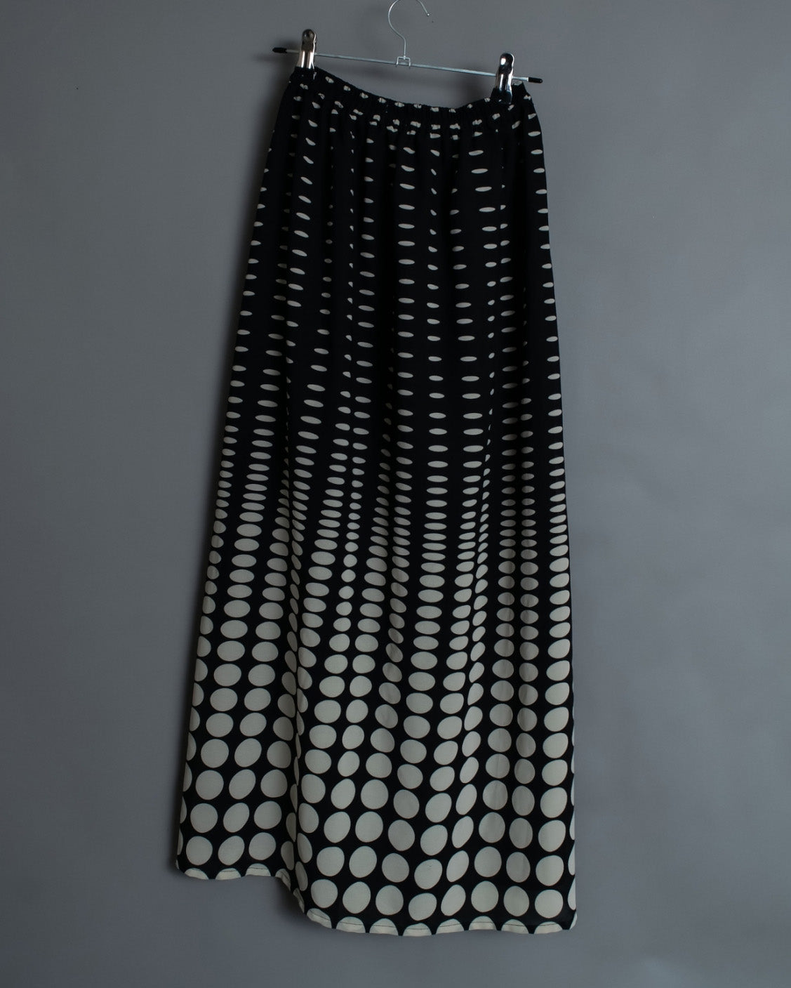 Universal Dot Monotone Unisex Skirt