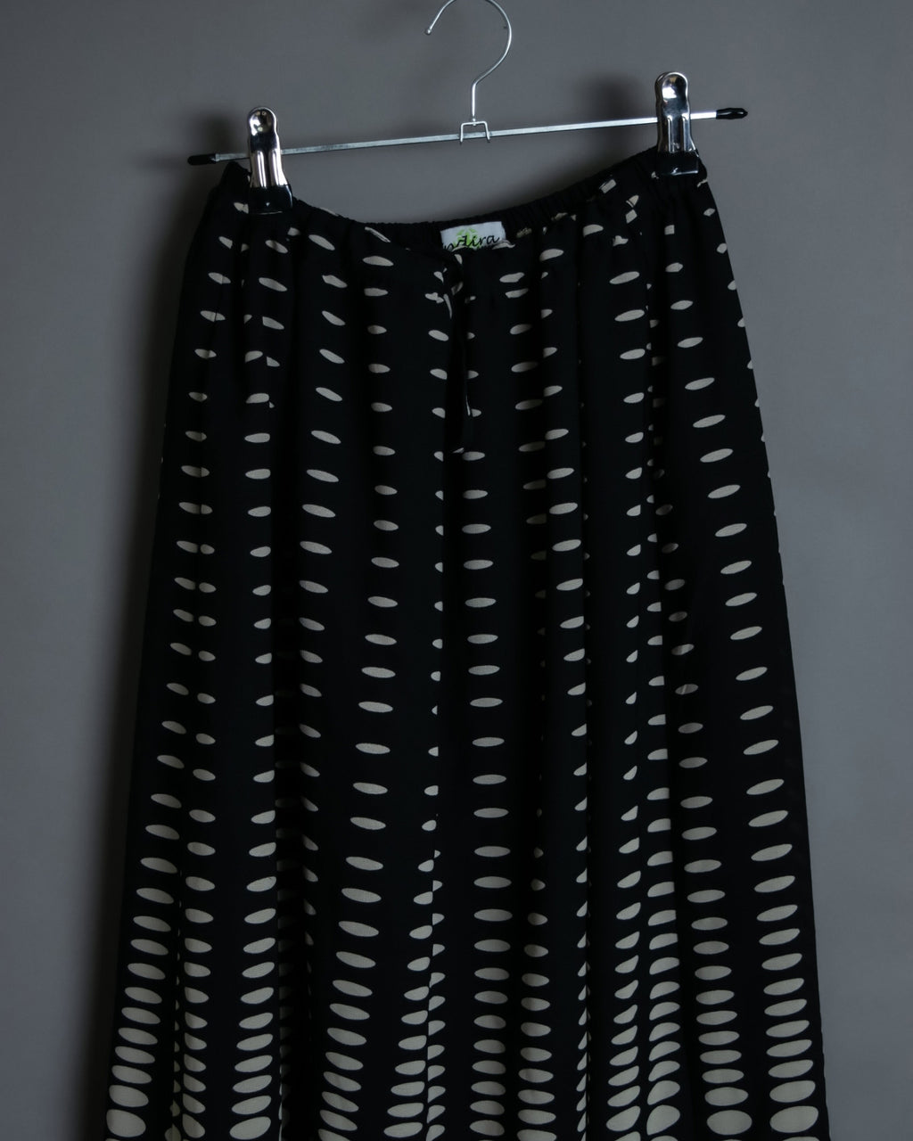 Universal Dot Monotone Unisex Skirt