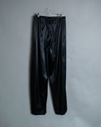 Glossy Relaxed Silhouette Side Clasp Pants