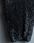 2 Fabric Switching Oversize Popcorn Tops