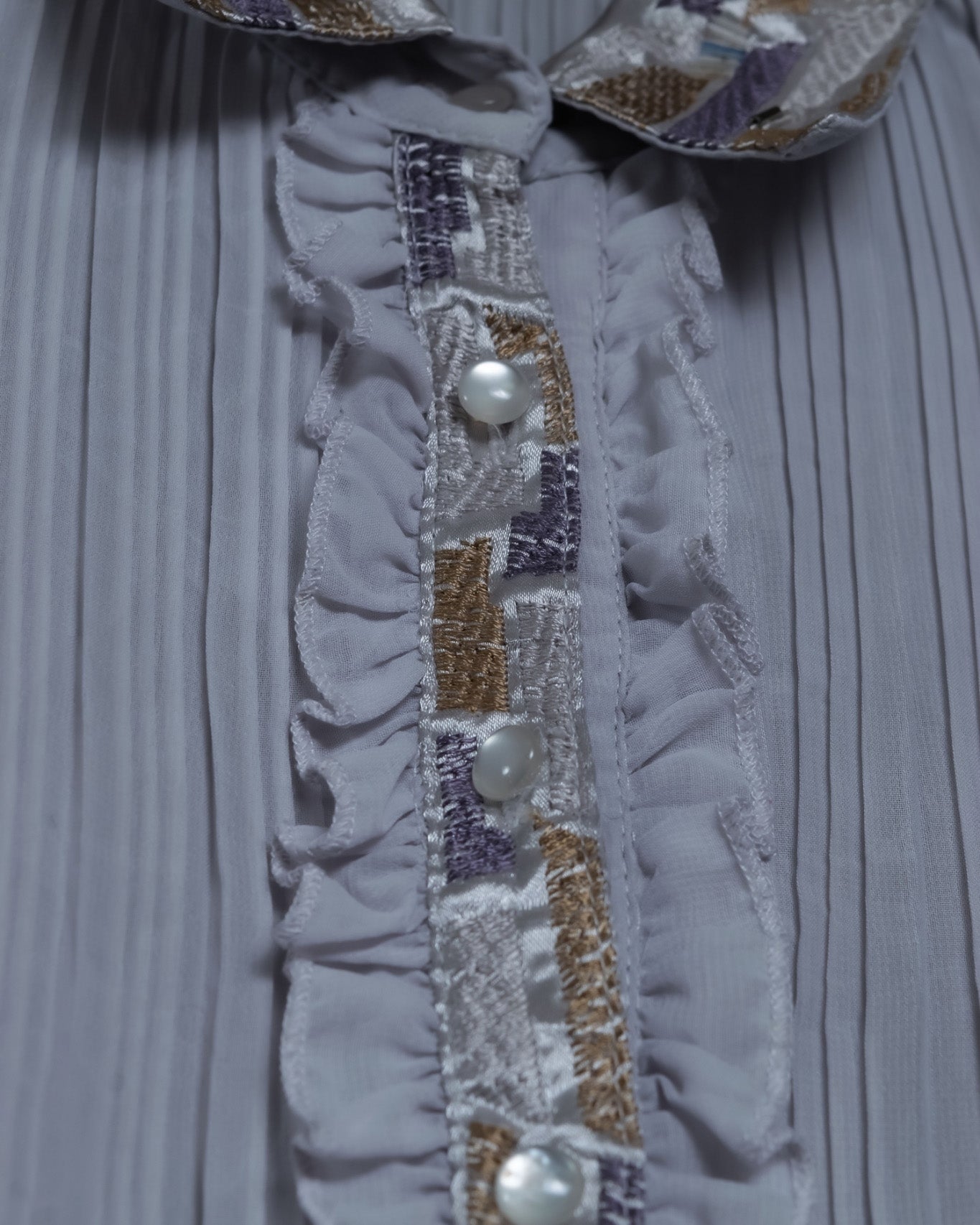 Pleated Fabric Spring Frill Shirt